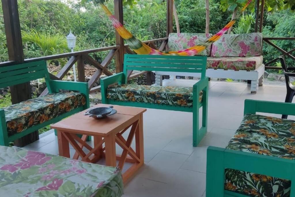 Mi Hermosa - Casa Islena A 70 Metros De La Playa Archibolds Exterior foto